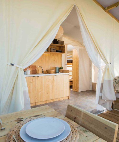 TREND-LODGE-1